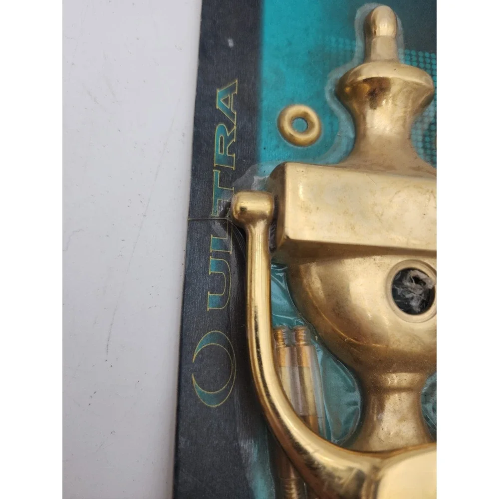 New Ultra Hardware Solid Brass Door Knocker W/ 160° Viewer Peephole